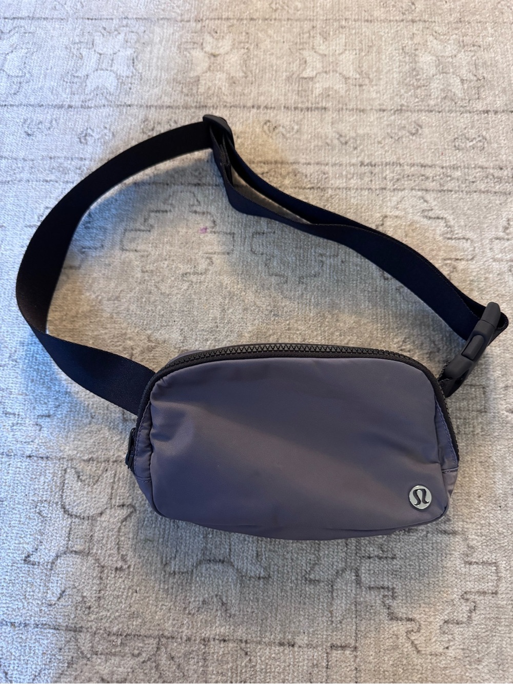 Lululemon Everywhere Belt Bag 1L Purple